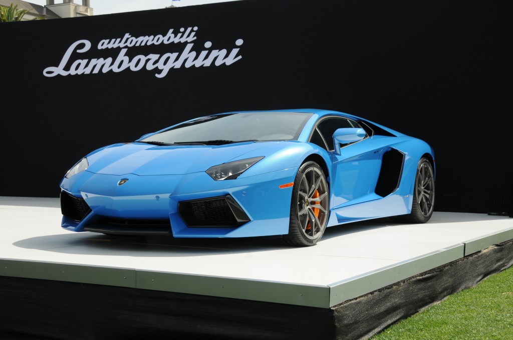 Picture of a blue Lamborghini 